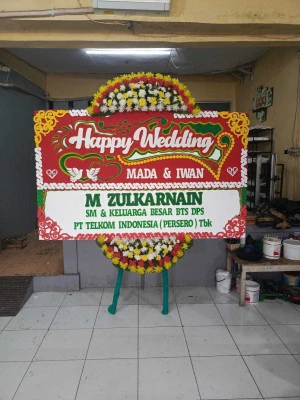 Papan Bunga di Petojo Selatan